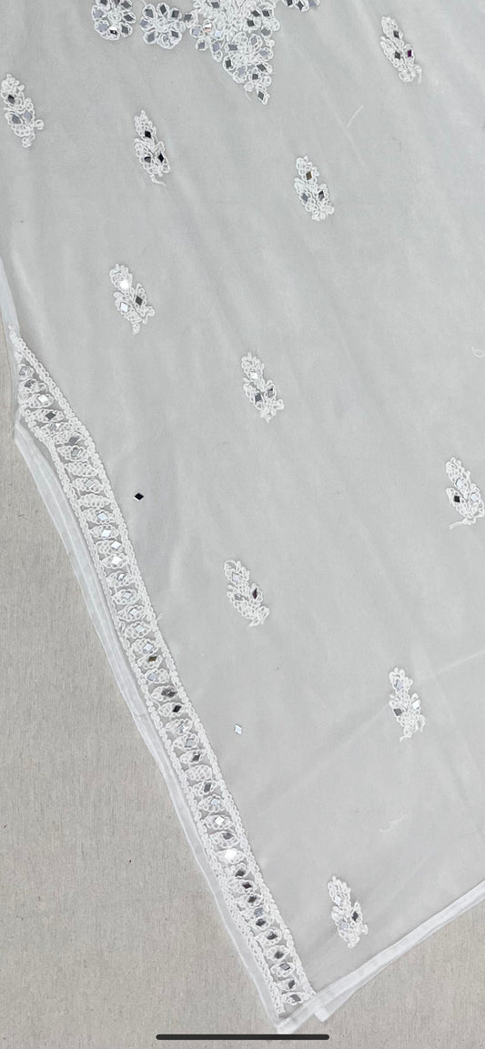 White Mirror Chikankari Handmade Kurti – Elegant Traditional Craftsmanship