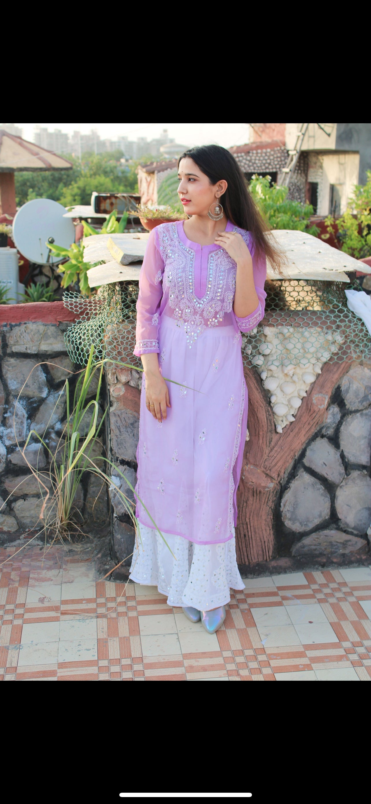 A-front-view-Elegant Pink Mirror Chikankari Kurti – Handcrafted Traditional Ethnic Wear