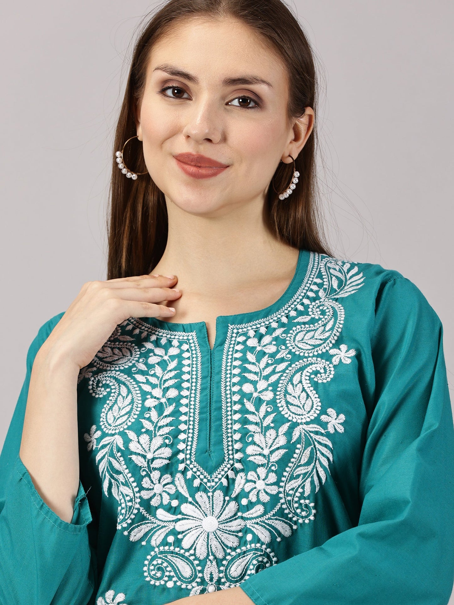 A-top-view-Here is the image of the Rama green cotton kurti. Let me know if there's anything else you'd like to adjust or add!