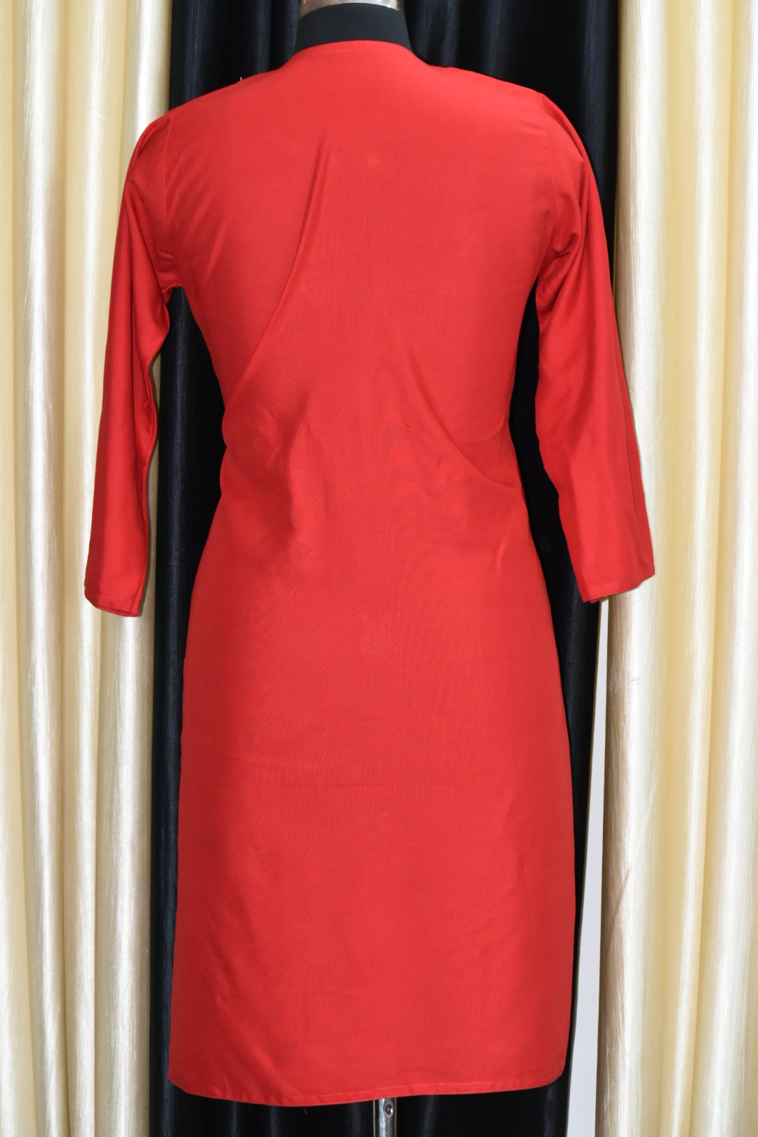 A-back-view-chikankari cotton red kurti