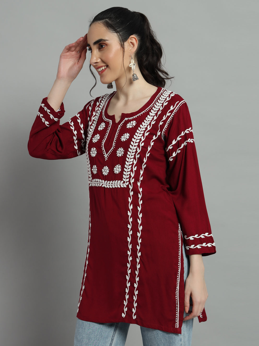 chikan kurti for women 