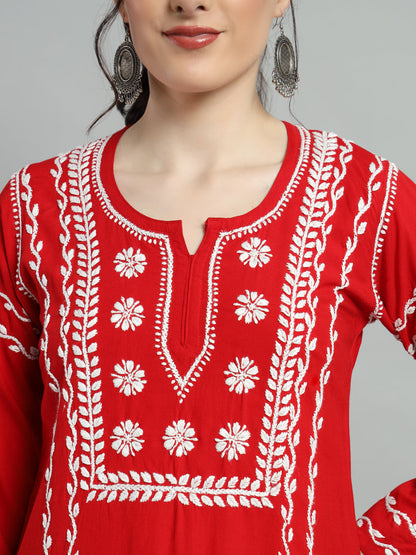 chikan kurti